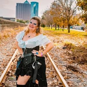 Meet your Posher, Carol